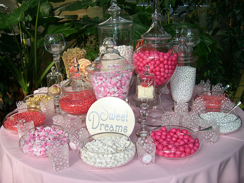 DIY Candy Buffet DaNi pink and aqua wedding candy buffets